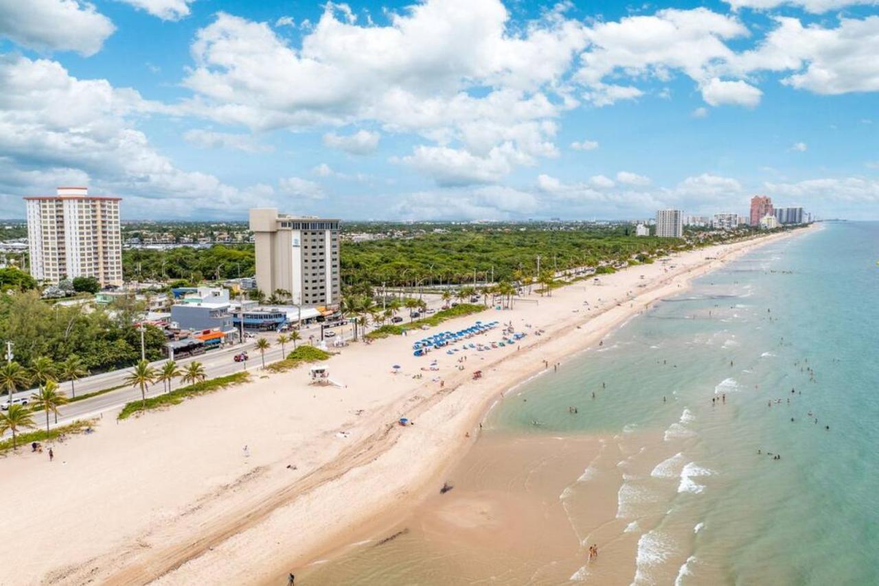 The Purple Pelican Beachfront With Ocean Balcony Unit 3 포트 로더데일 외부 사진