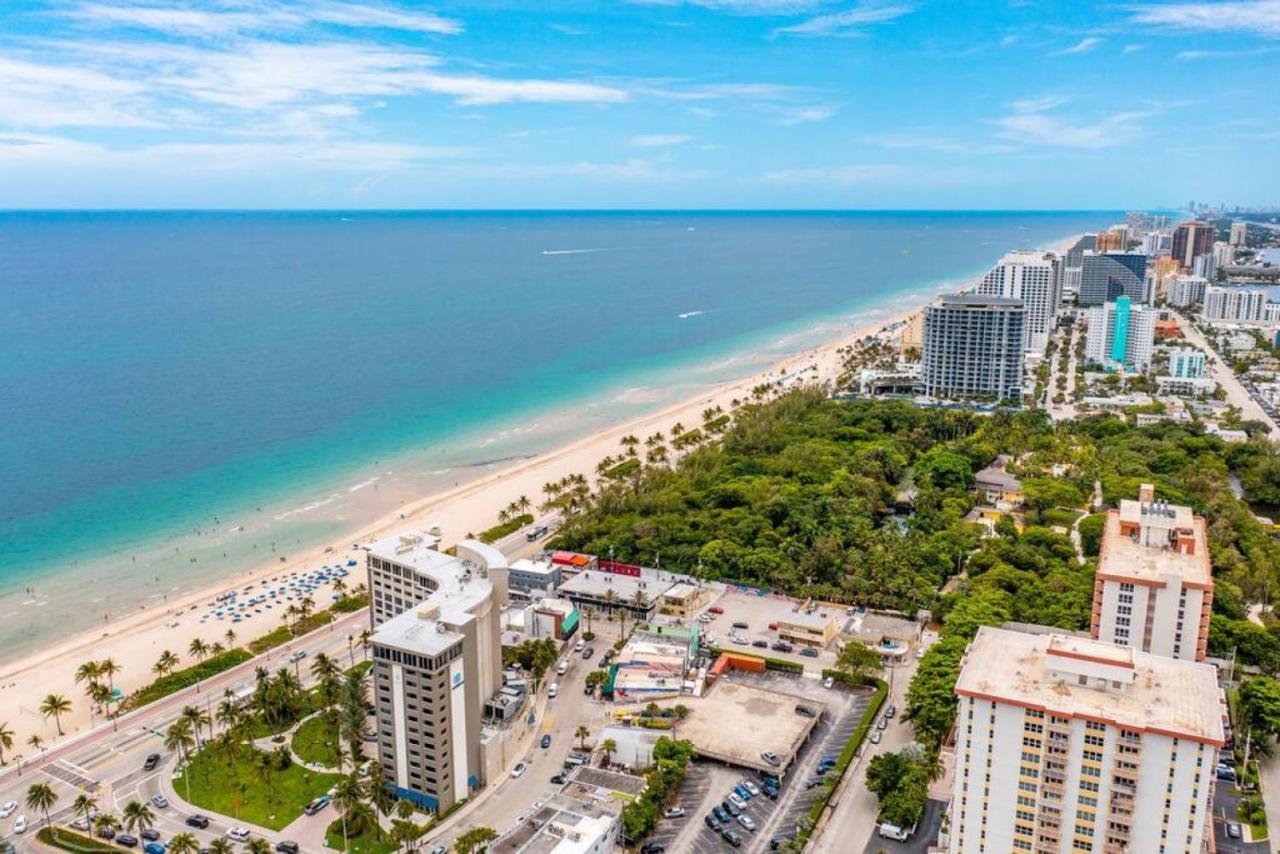 The Purple Pelican Beachfront With Ocean Balcony Unit 3 포트 로더데일 외부 사진